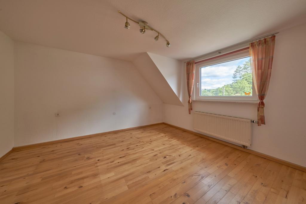 Schlafzimmer DG