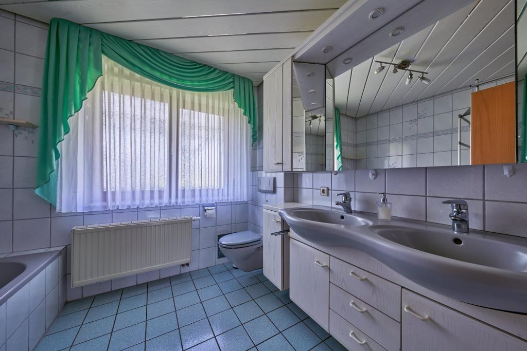 Tageslichtbad Erdgeschoss