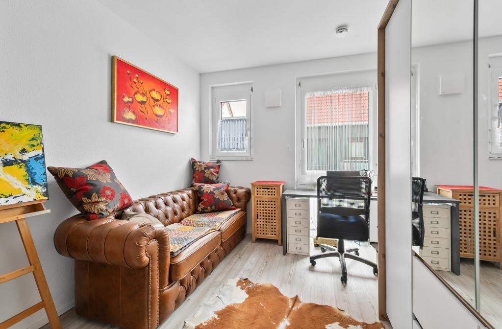 Büro/Kinder- oder Gästezimmer