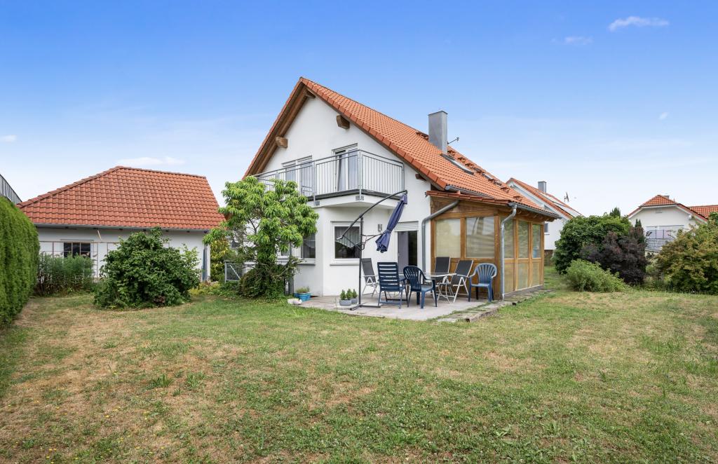 Rückansicht mit Garten