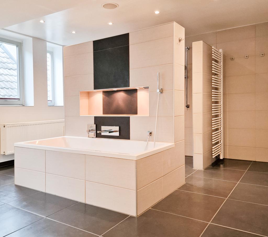 Luxuriöse 2 Zimmer Wohnung in begehrter Innenstadtlage in Groß-Umstadt *provisionsfrei* - Photo 4