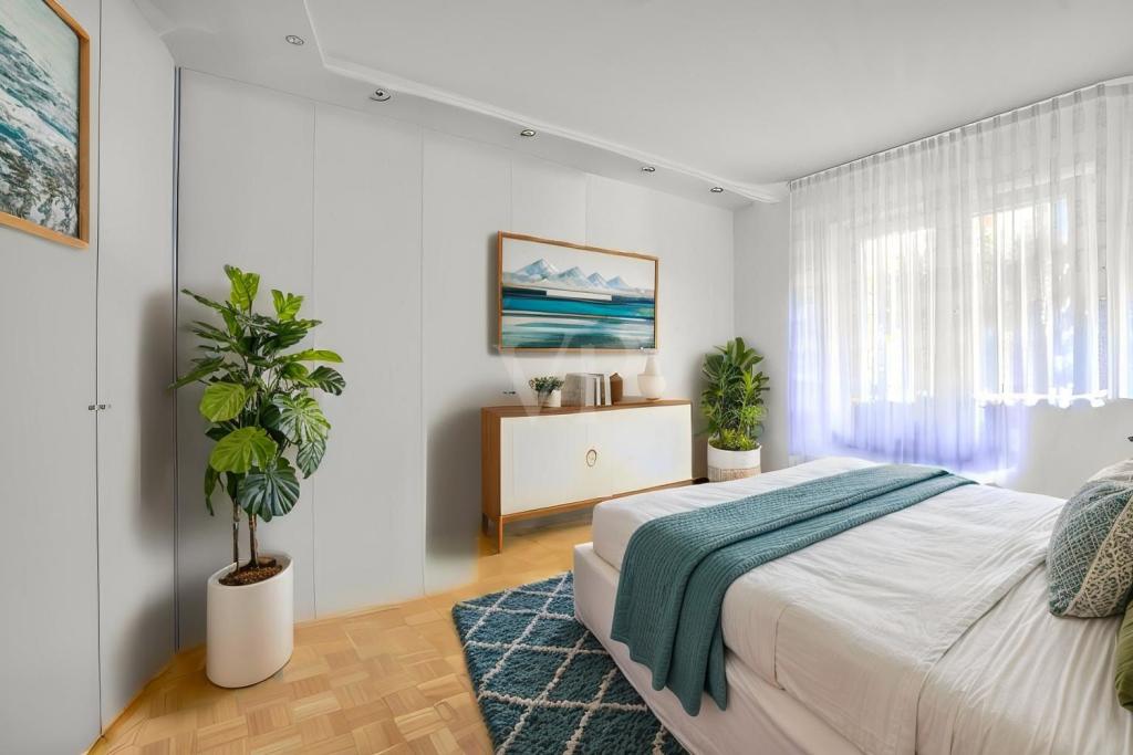 Schlafzimmer - mögliche Möblierung