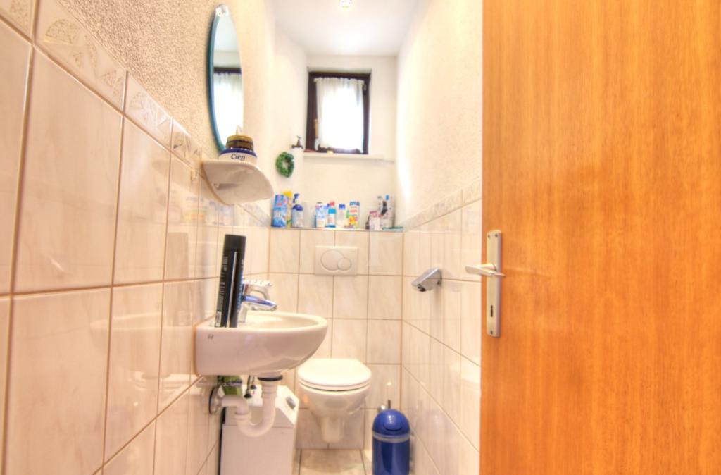 Gäste-WC EG