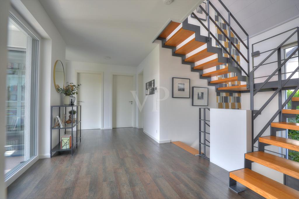 Treppenhaus ins Dachgeschoss