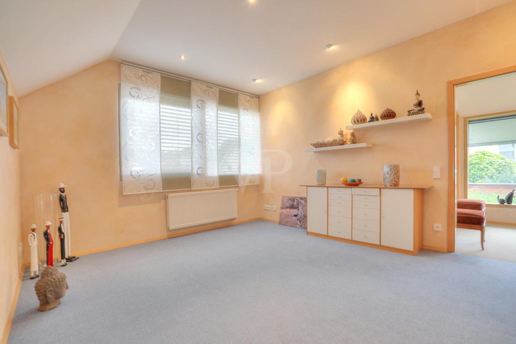 Schlafzimmer OG