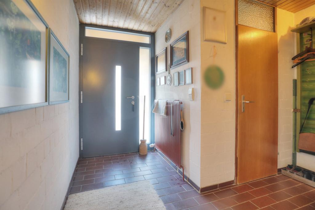 Eingangsbereich + Abstellkammer