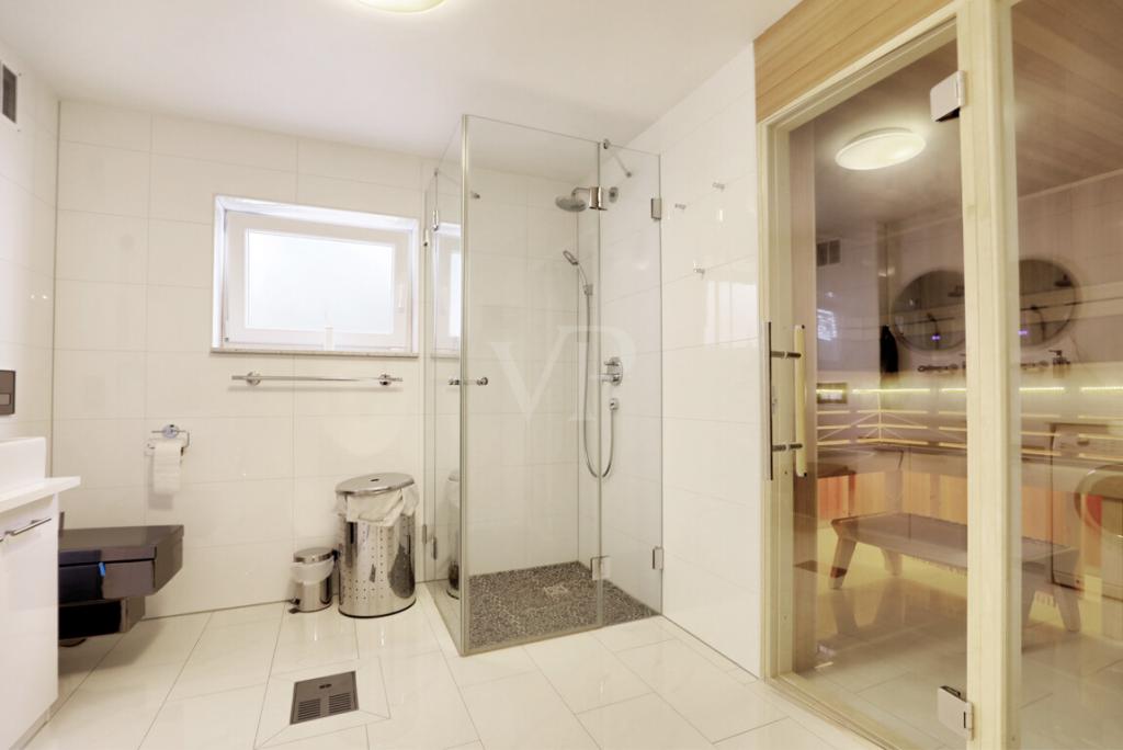 Badezimmer + Sauna