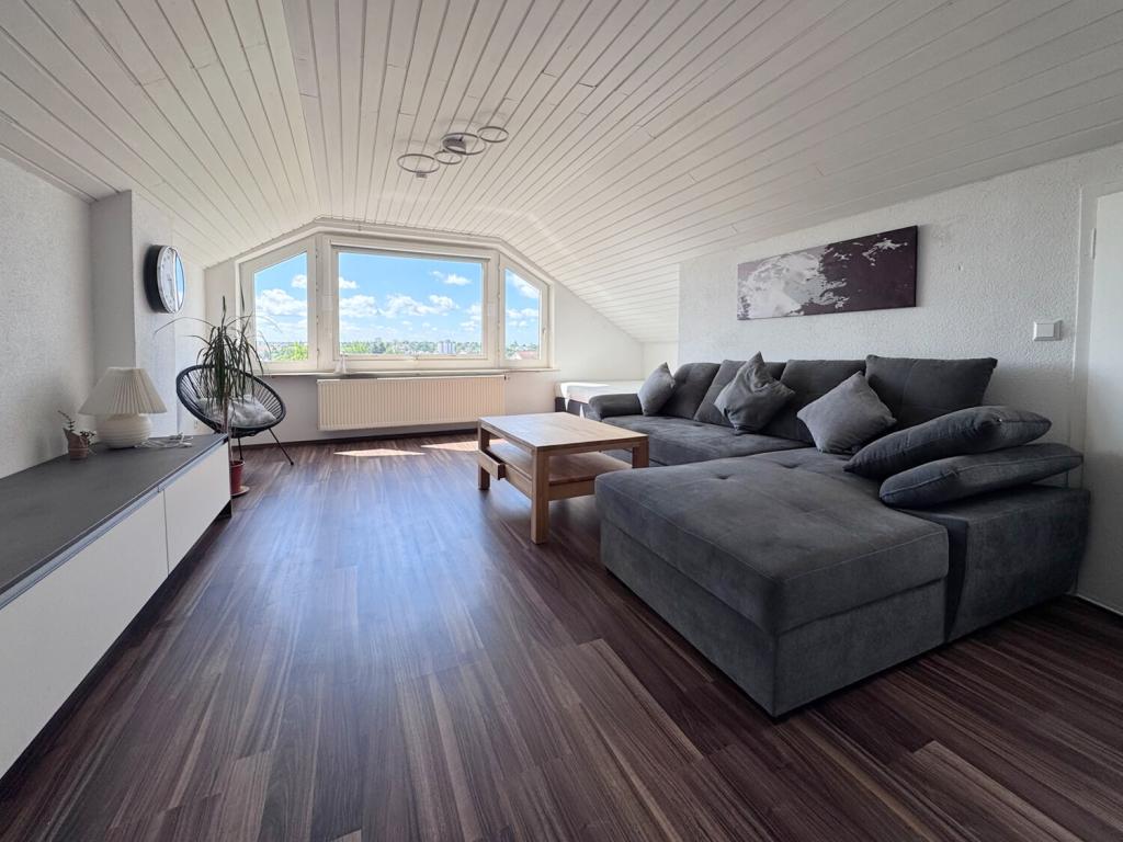 Möbliertes Apartment mit toller Aussicht - Heilbronn Frankenbach - Photo 3