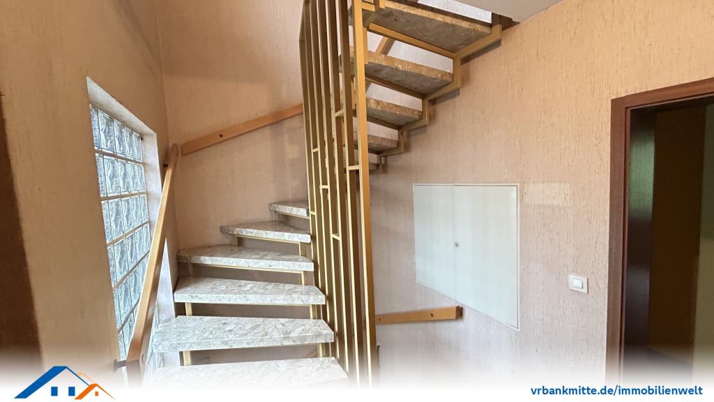 Treppe zum OG