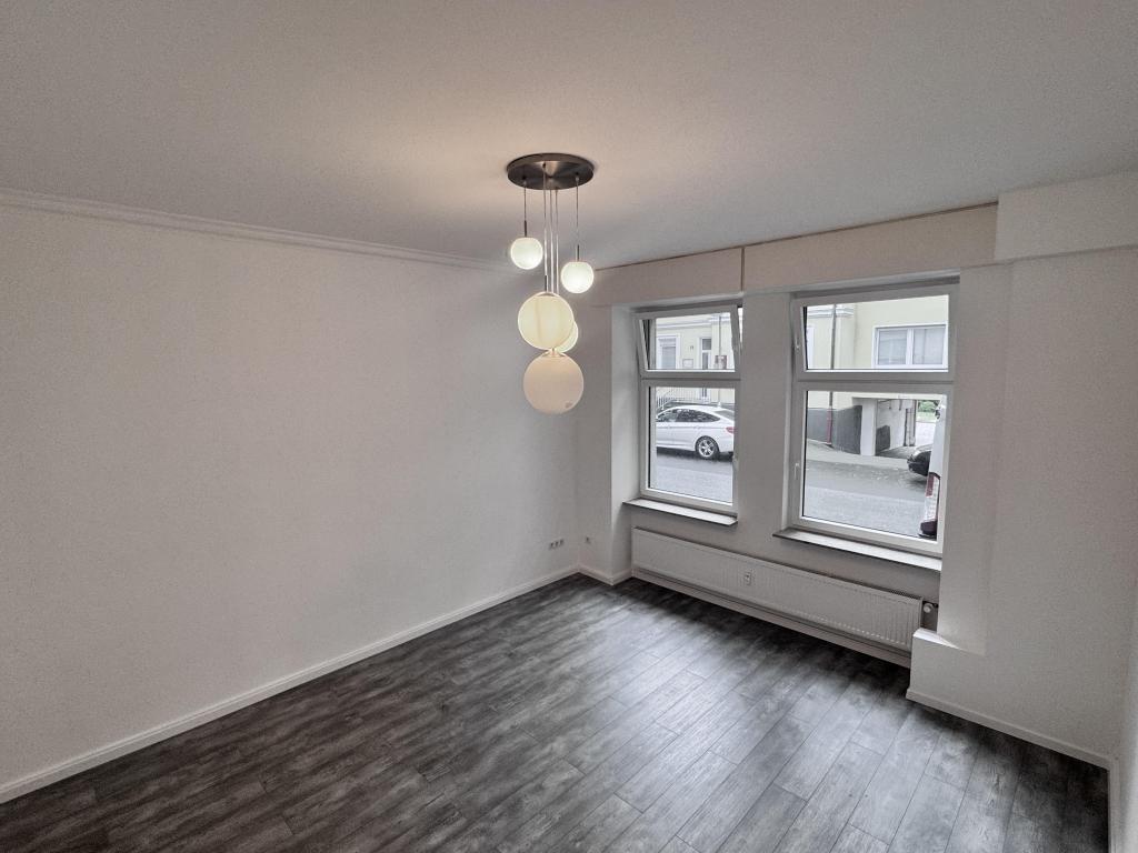 Modernisiertes Wohnen im repräsentativen Altbau - Photo 1