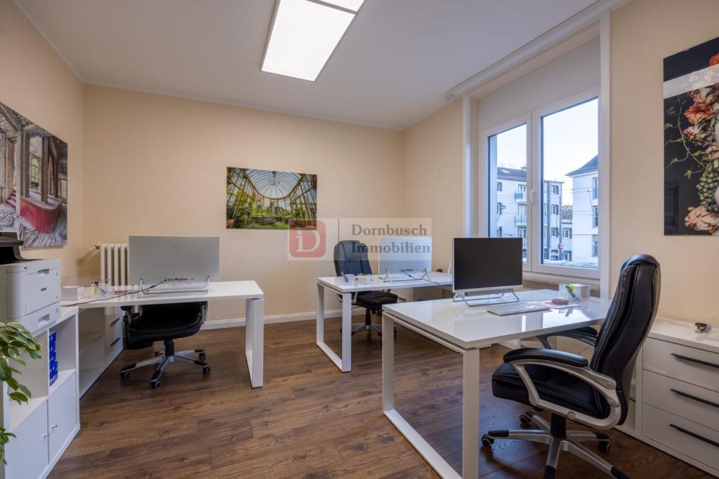Das zweite Büro