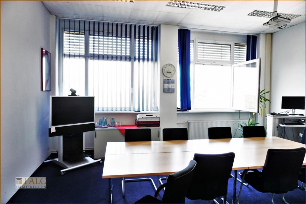 Besprechungsraum/ Büro