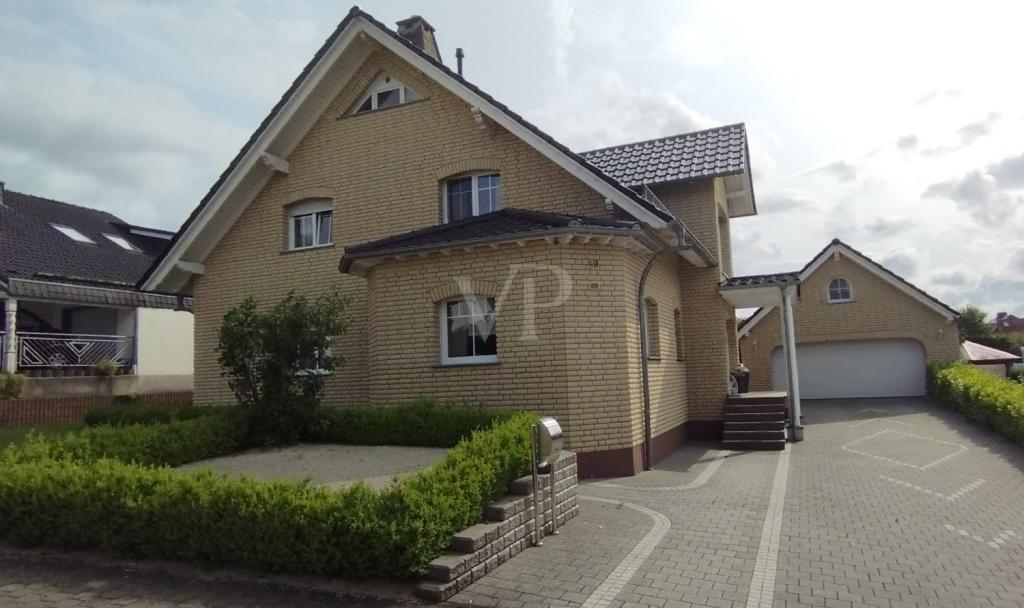 Aussenaufnahme (1)