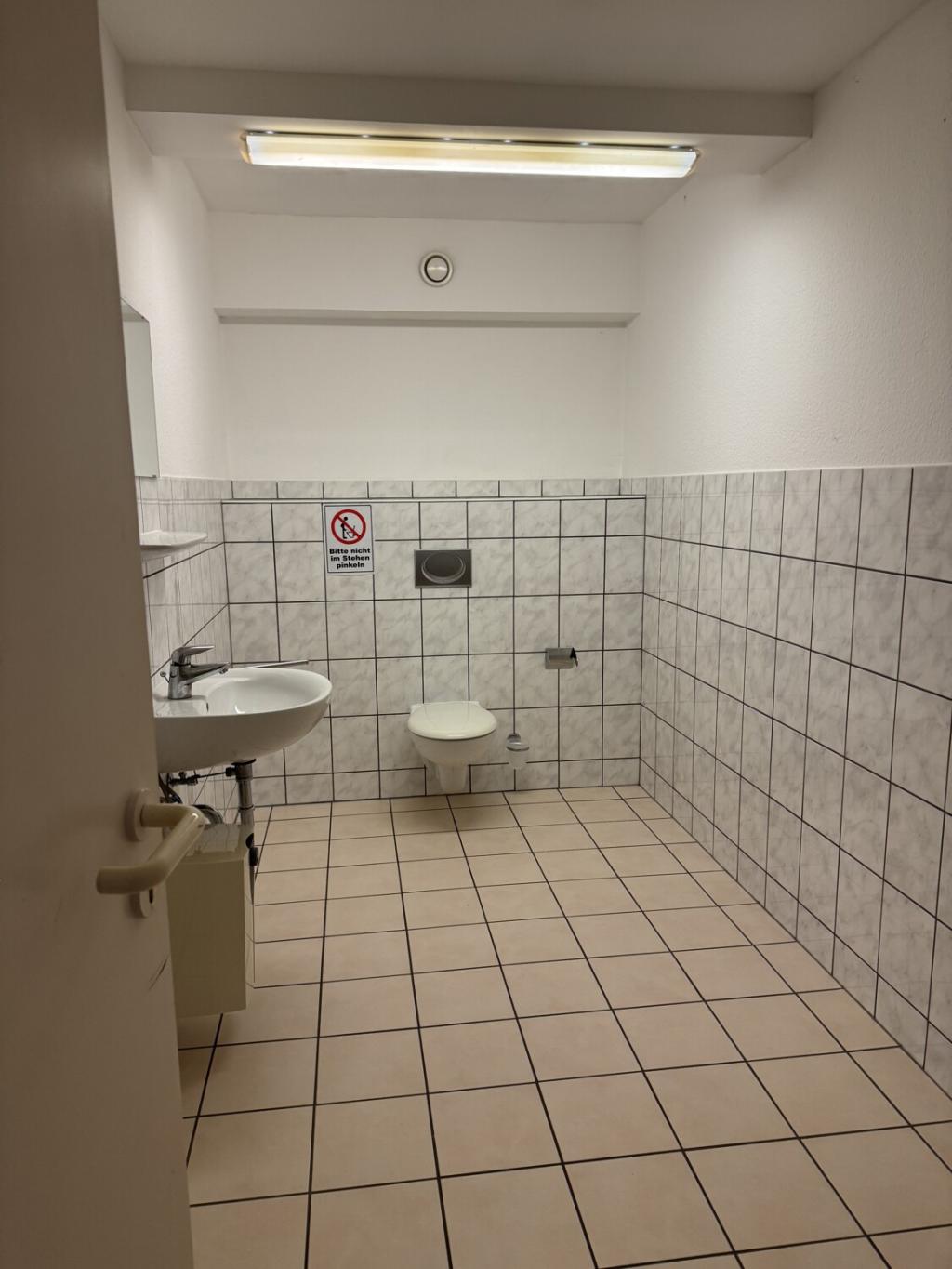 Gewerbe-WC 1