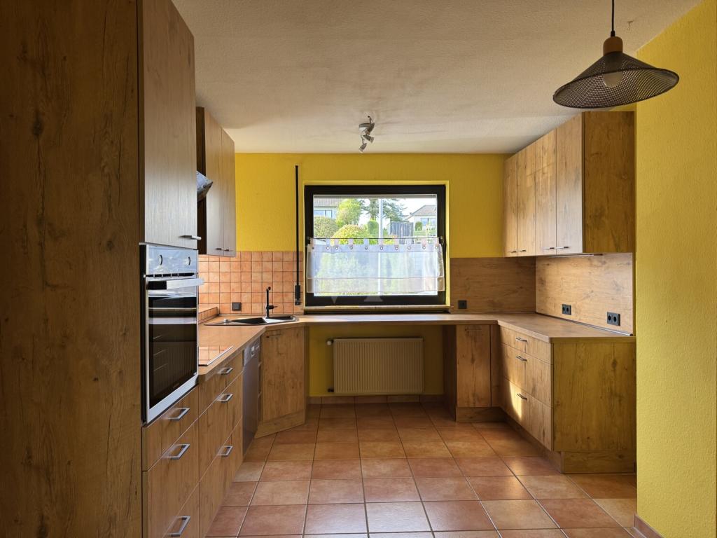 Ein Haus mit Herz und Raum: Viel Platz für Ihre Zukunft auf drei Etagen - Foto 1