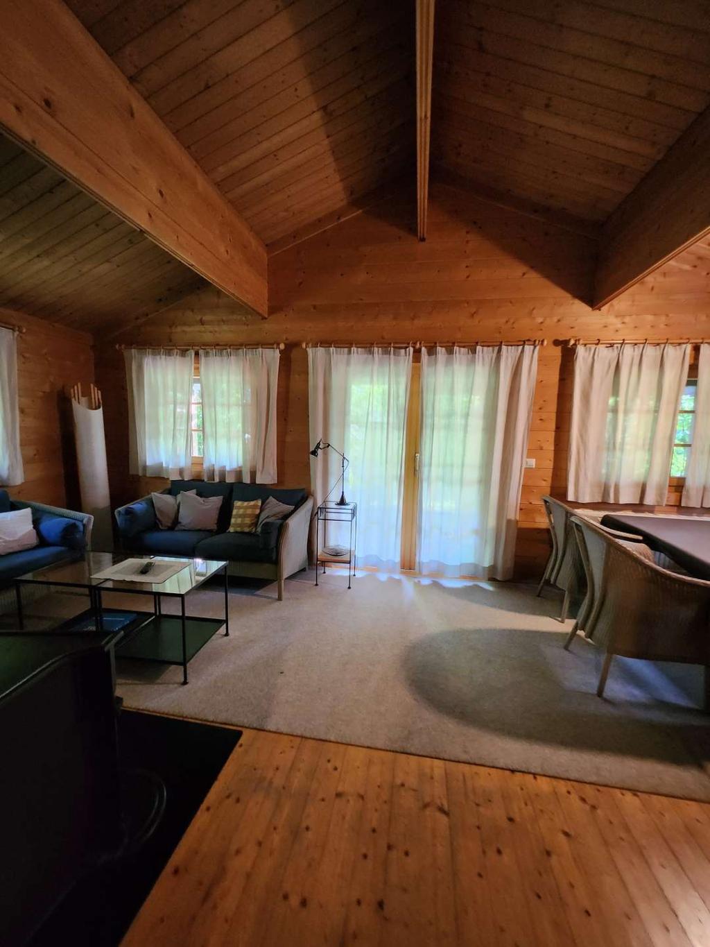 Wohn/Esszimmer