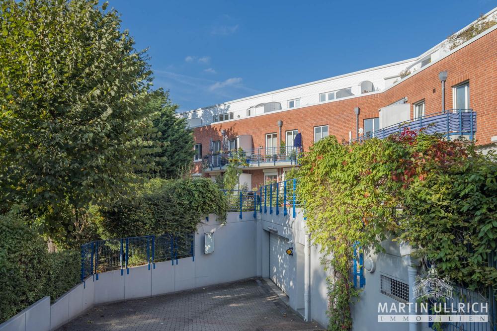Tiefgaragenzufahrt