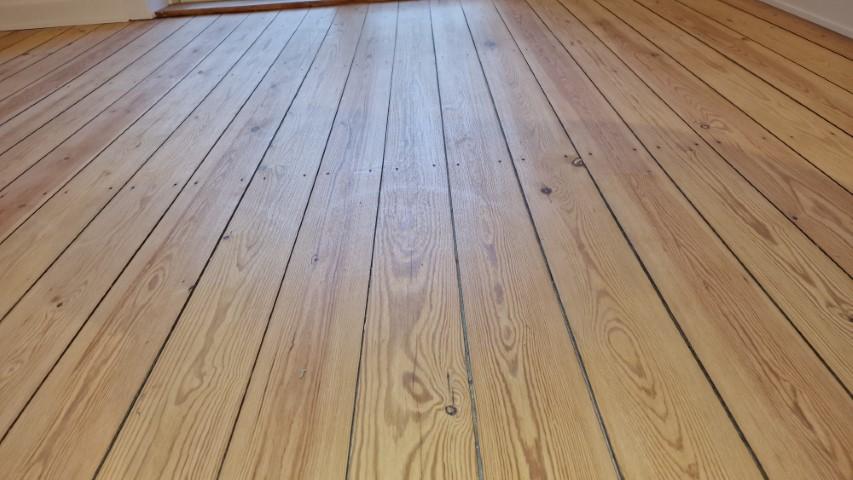 * Modern * Wohnküche * Superhell * Hohe Decken & Dielenboden * Balkon * - Foto 2