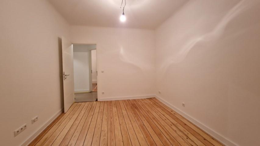 * Modern * Wohnküche * Superhell * Hohe Decken & Dielenboden * Balkon * - Foto 5