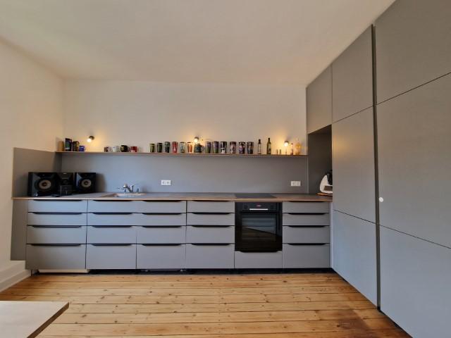 * Modern * Wohnküche * Superhell * Hohe Decken & Dielenboden * Balkon * - Foto 1
