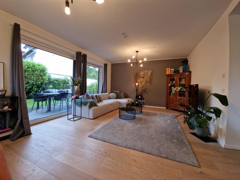 *Traumhaus Wellingsbüttel* 180 m² Wohn-/Nutzfläche - ruhig in 2. Reihe wohnen!* - Foto 2