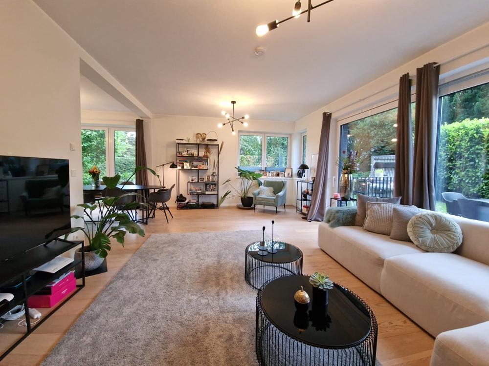 *Traumhaus Wellingsbüttel* 180 m² Wohn-/Nutzfläche - ruhig in 2. Reihe wohnen!* - Foto 2