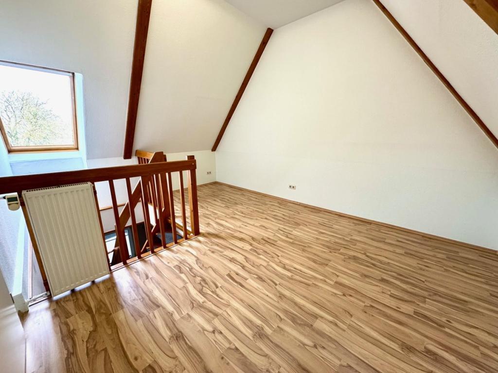 Zimmer im OG, weit. Ansicht