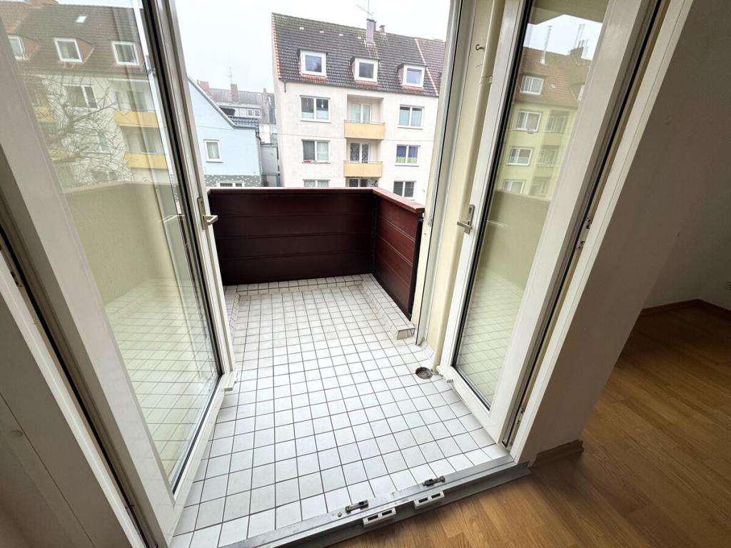 Balkon , weit. Ansicht