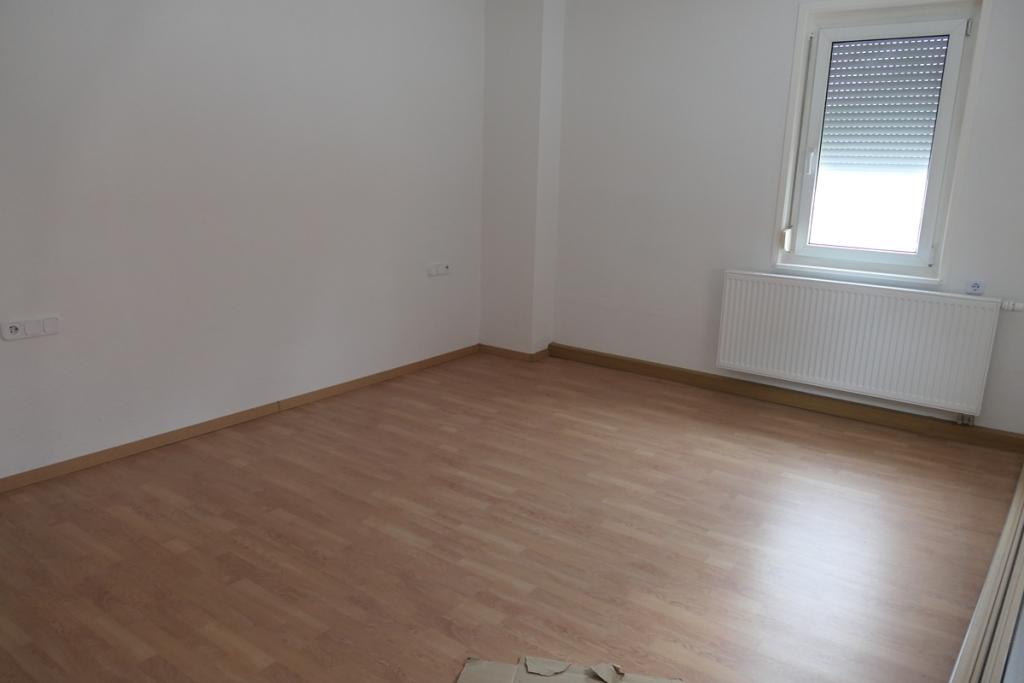 3-Zimmer Erdgeschosswohnung mit ca. 80qm im Zentrum von Münsingen - Foto 1