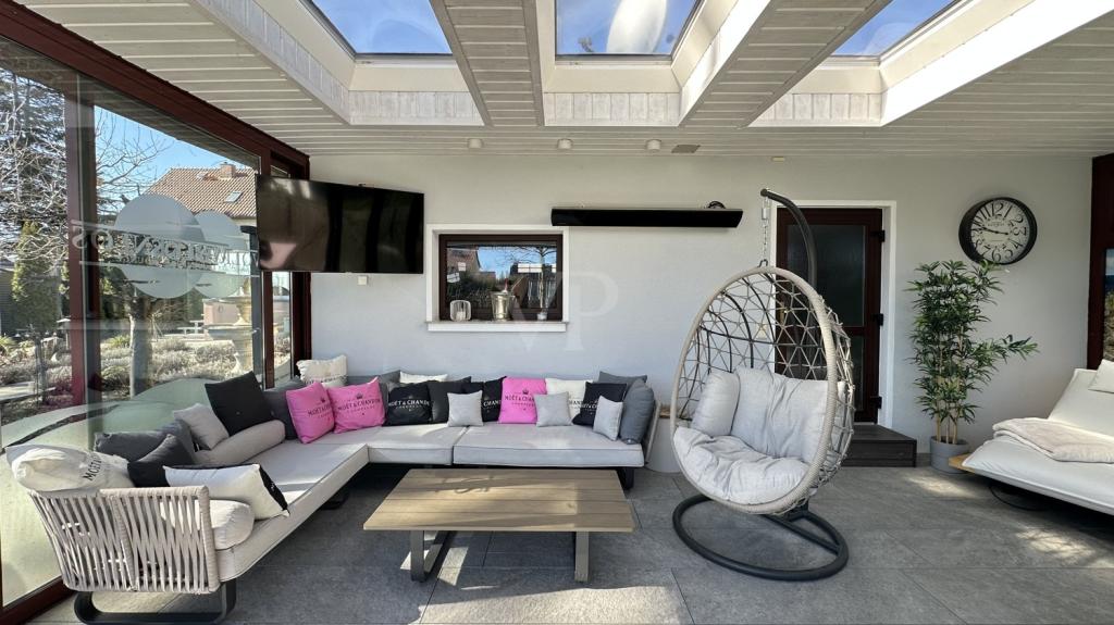 Poolhaus