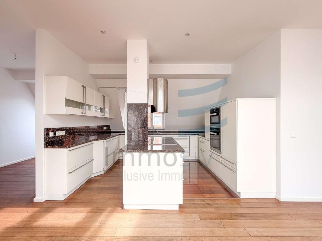 Exklusives Dachgeschoss-Loft mit Panoramaglasdach & Funkturmblick – Alt-Charlottenburg - Photo 4