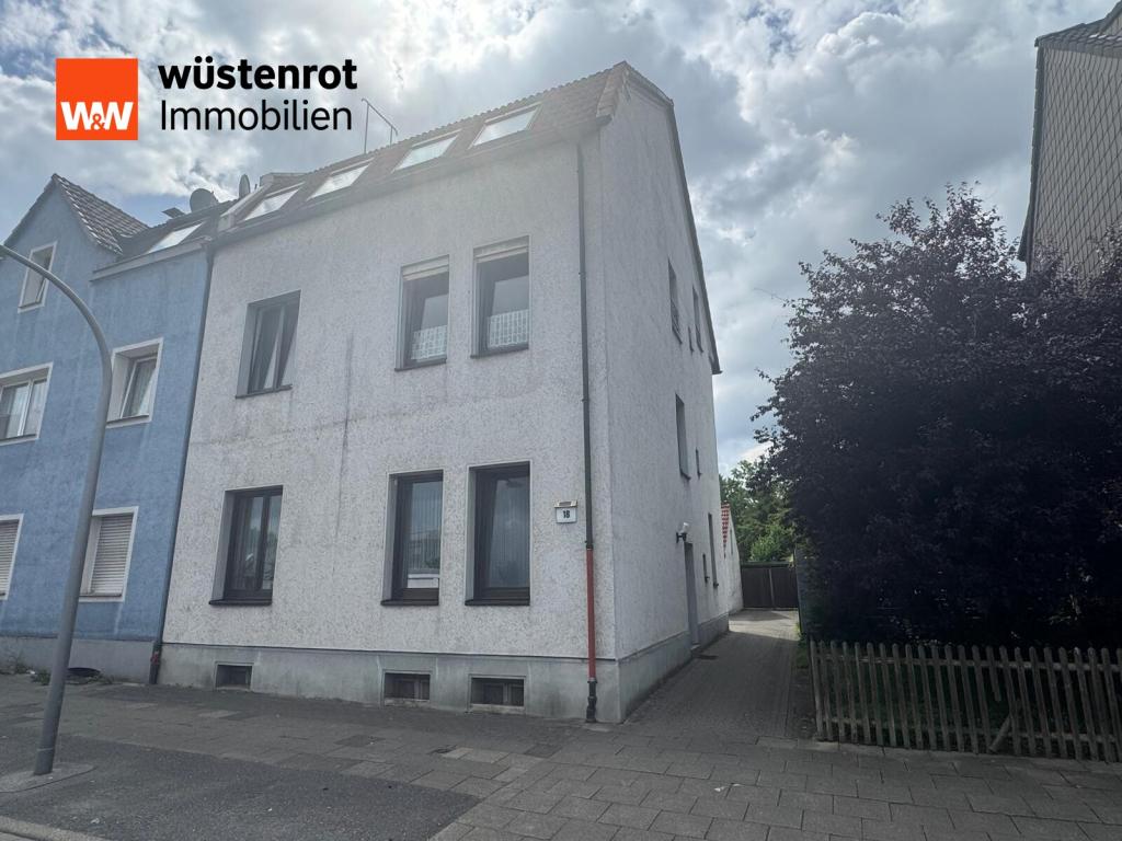 Straßenansicht