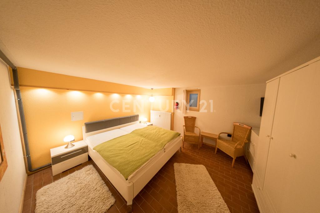 Schlafzimmer UG