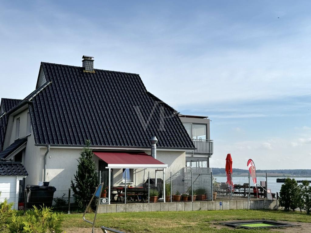 Wohn- u. Geschäftshaus