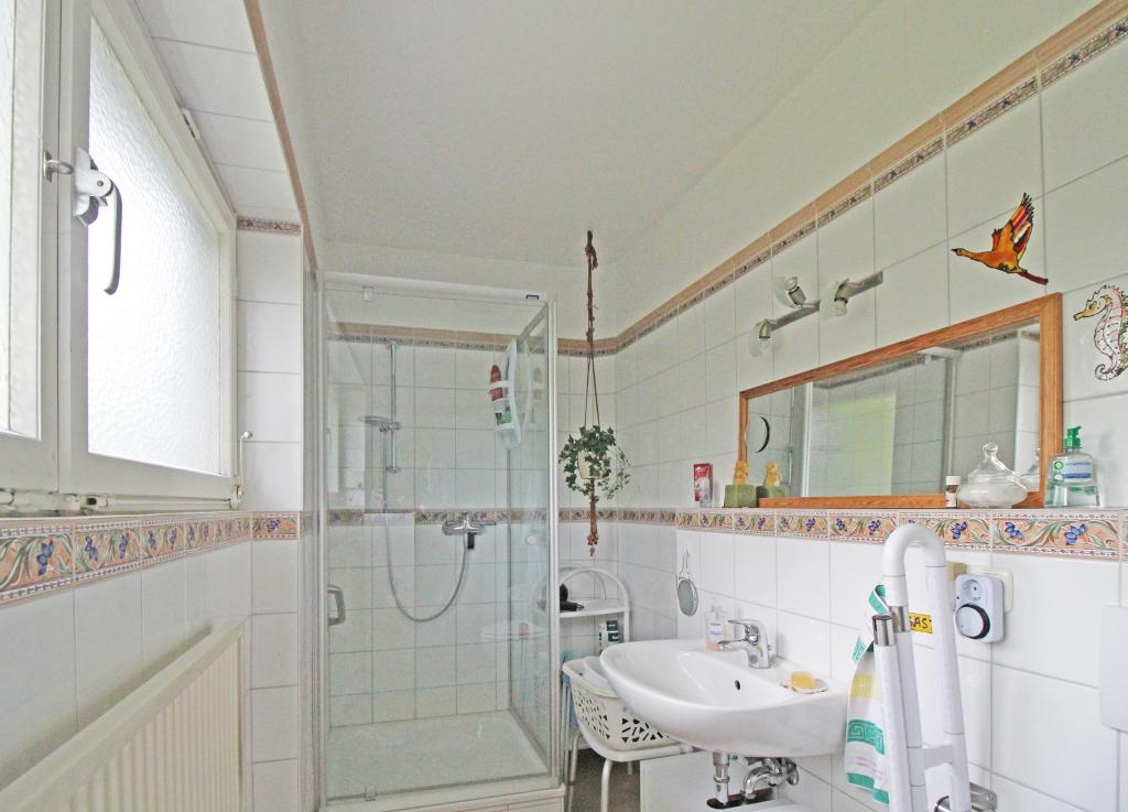 Badezimmer im Erdgeschoss