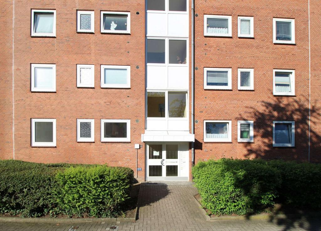 Renovierte 2,5-Zimmer-Wohnung mit Balkon in Bad Segeberg - Foto 4