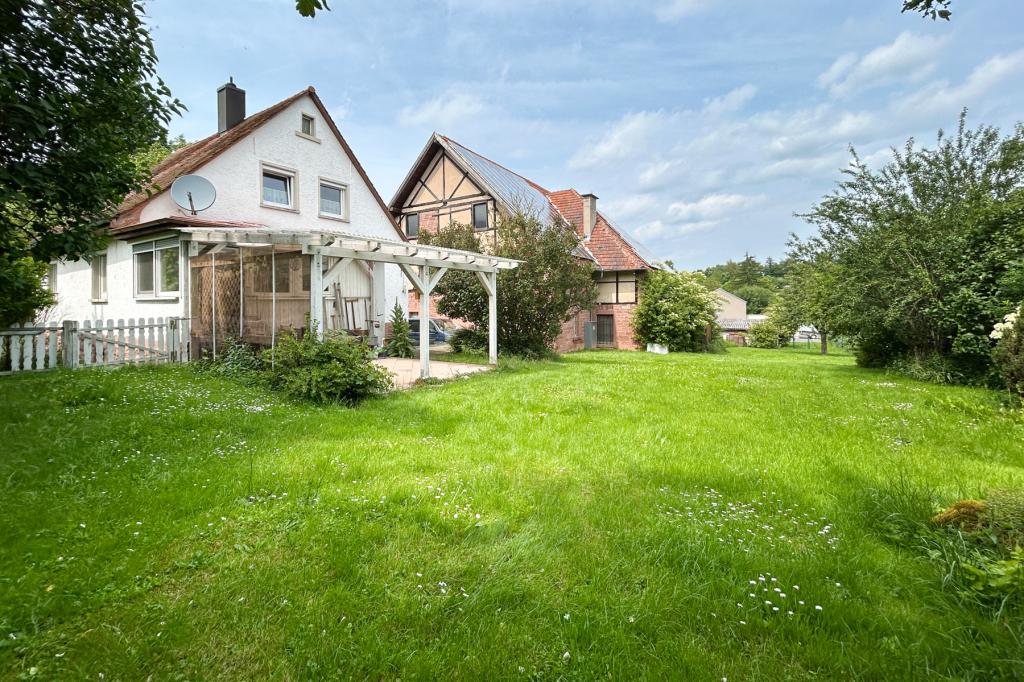 Garten mit Terrasse
