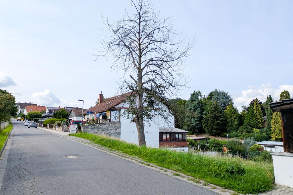 Ansicht-Strasse