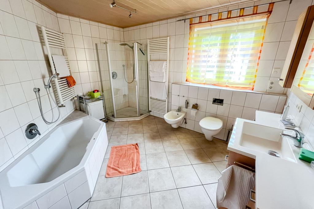 mit Bad-en-suite