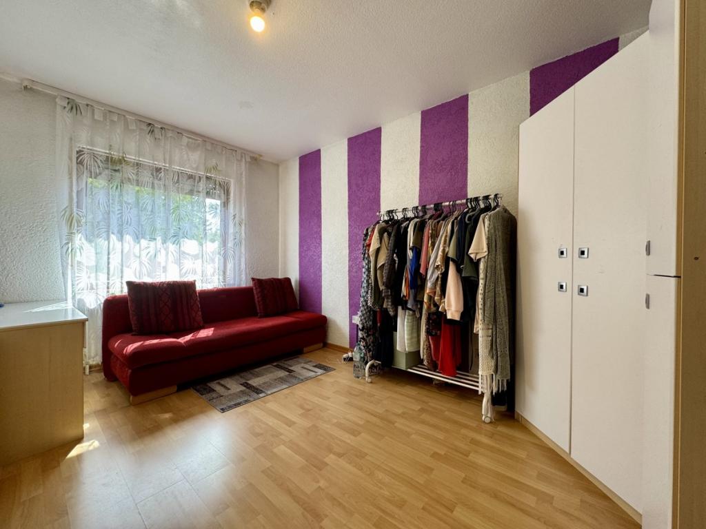 Zimmer 1 EG