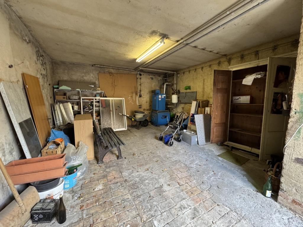 EG Garage