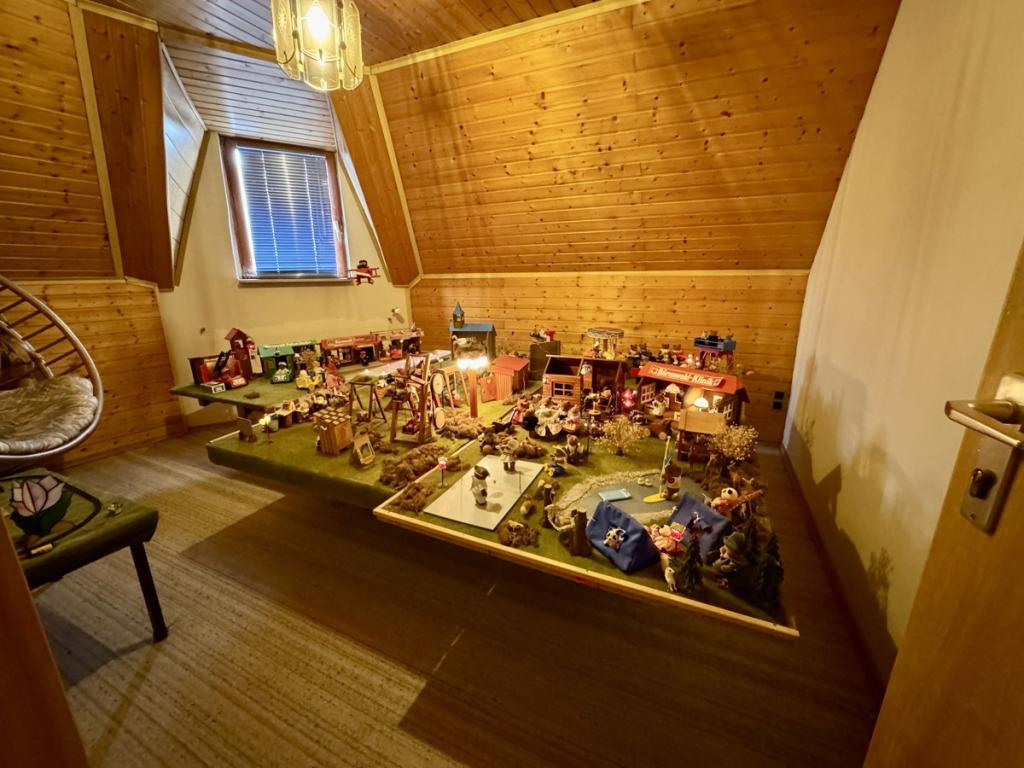 Eisenbahnzimmer Dachgeschoss