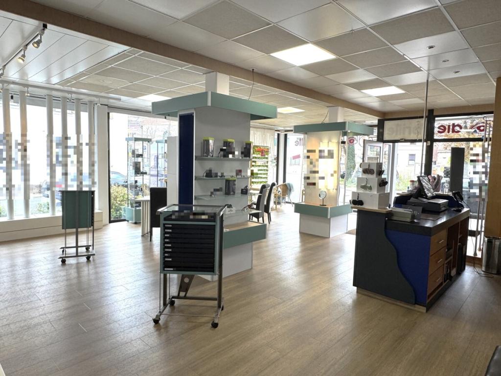 rechtes Ladengeschäft