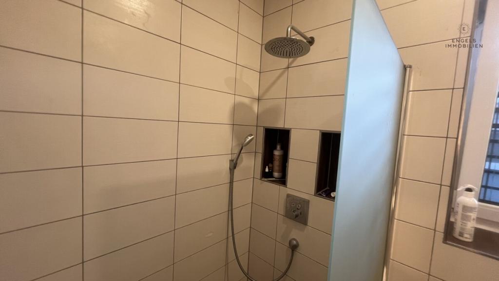 Großzügige Einliegerwohnung im Erdgeschoss eines Einfamilienhauses (Baujahr 2017) - Photo 5