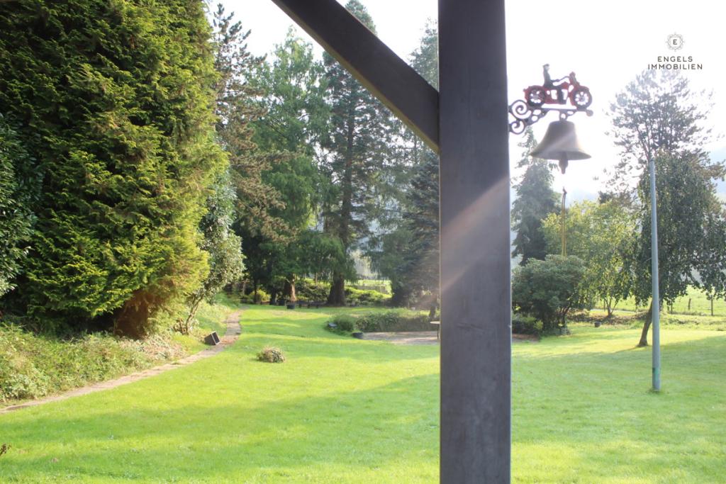 Hier hielt früher mal die Bröltalbahn