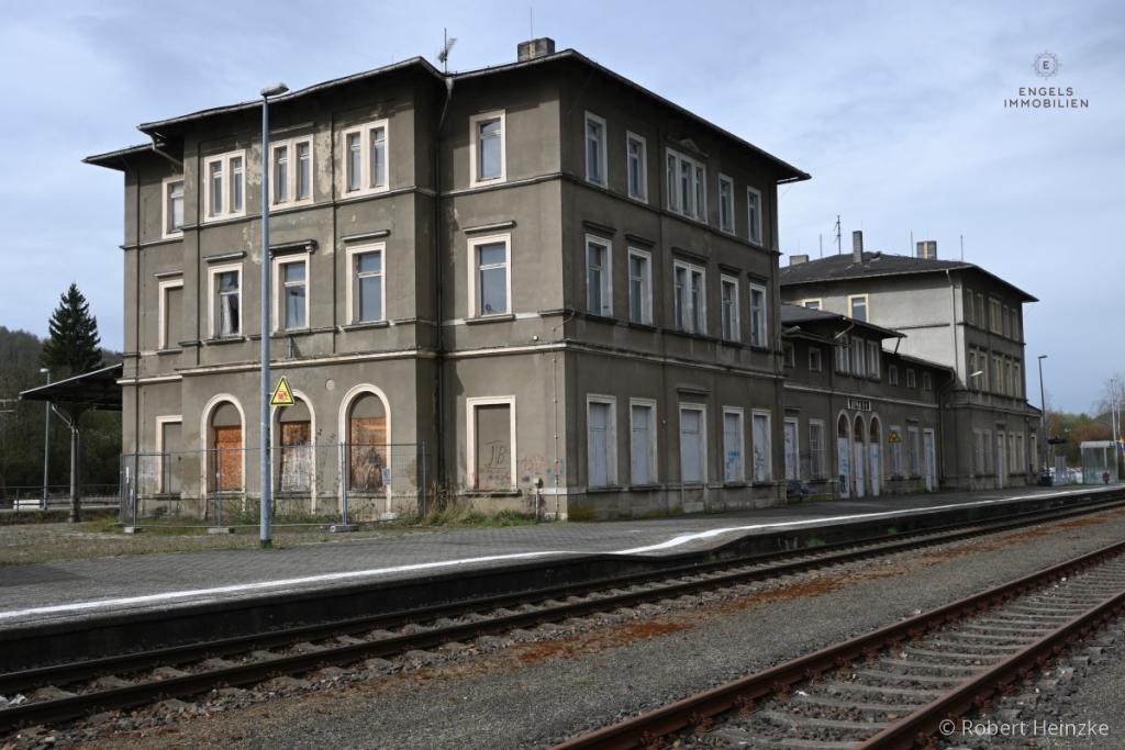 Empfangsgebäude 2