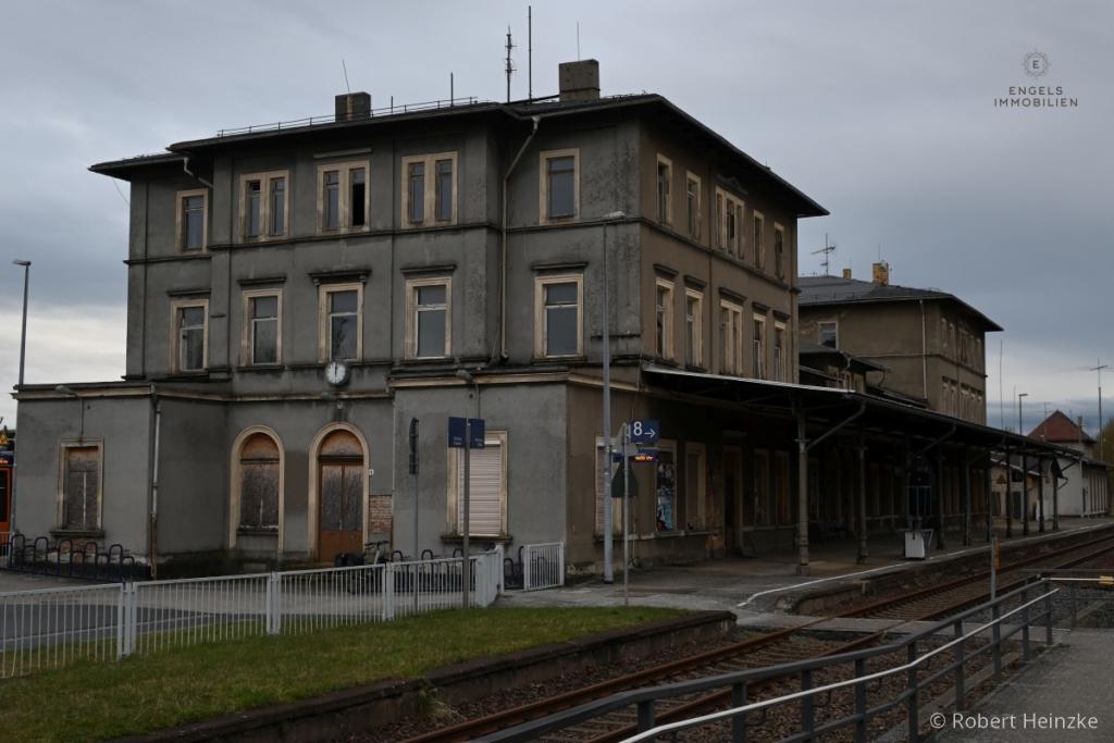 Empfangsgebäude 1