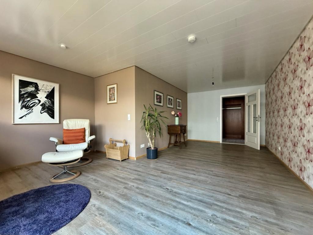 Wohnzimmer KG
