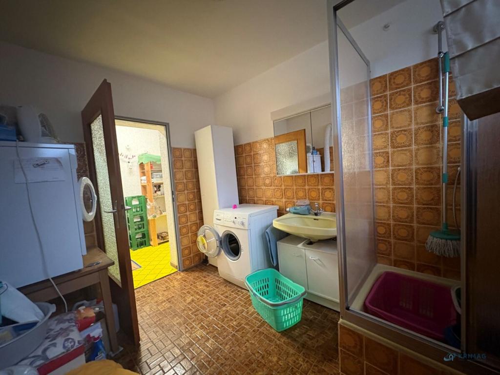 Keller Waschküche Dusche
