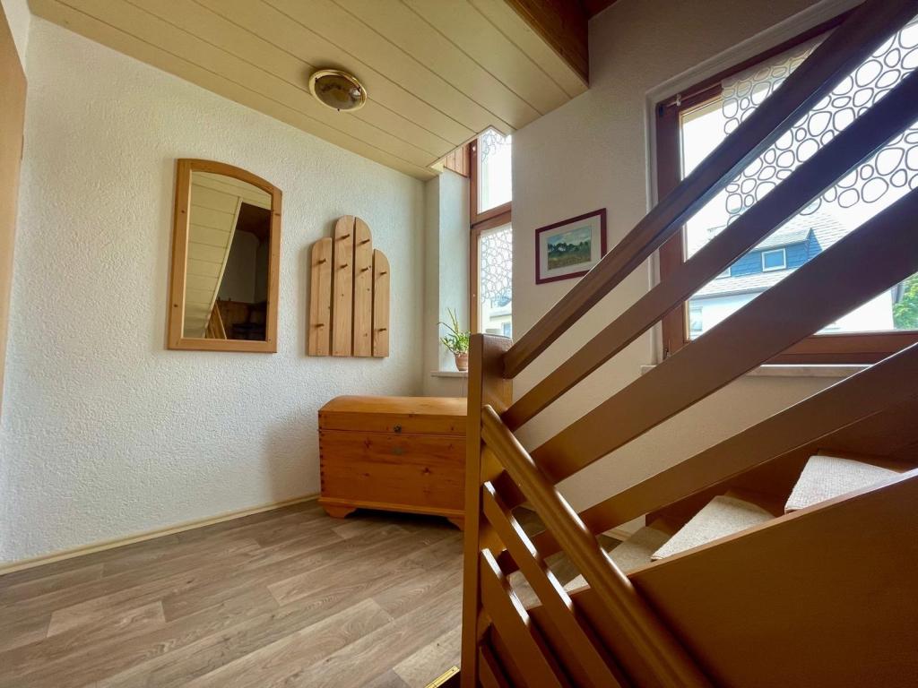 Innen OG Treppe DG